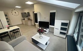 Apartament I w Centrum - Winda - 50 metrów od Starego Rynku
